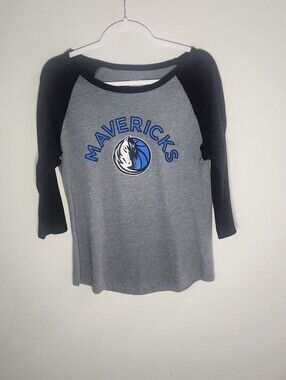 Women's Grey & Black Raglan Tee